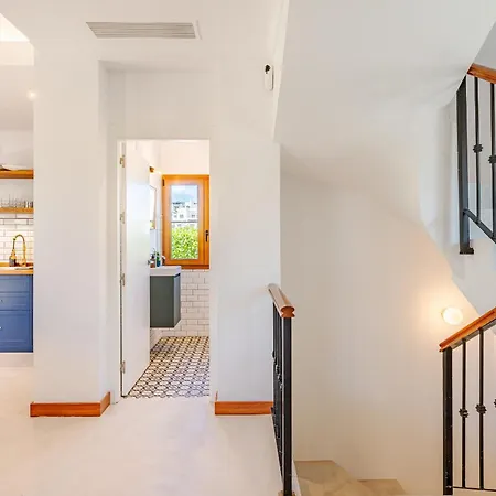 37 Luxury Pinot With Private Pool And Sea View In *