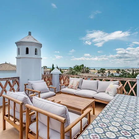 37 Luxury Pinot With Private Pool And Sea View In Villa *